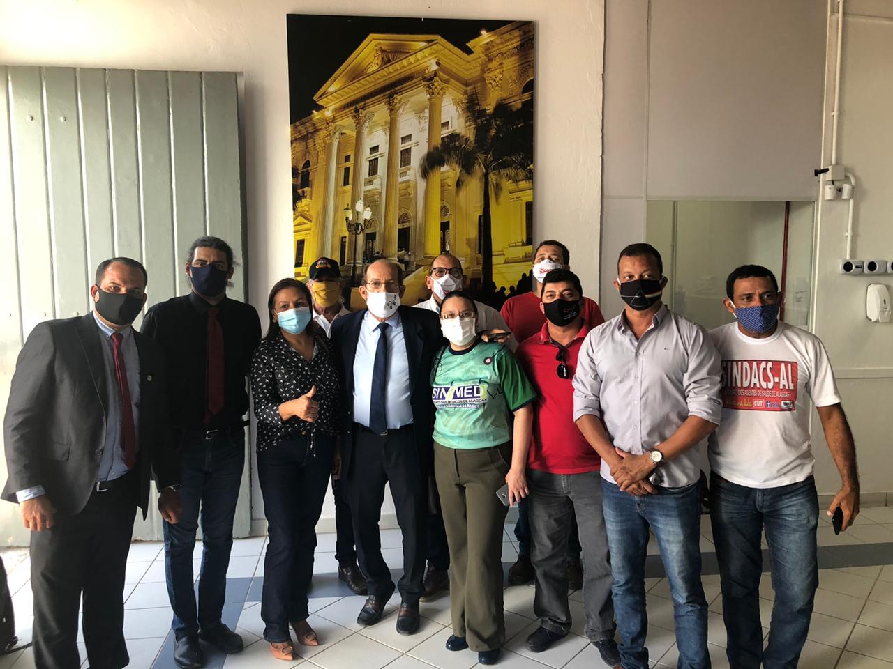 Sineal participa de mobilização pela derrubada de PL que desarticula o IPREV Maceió